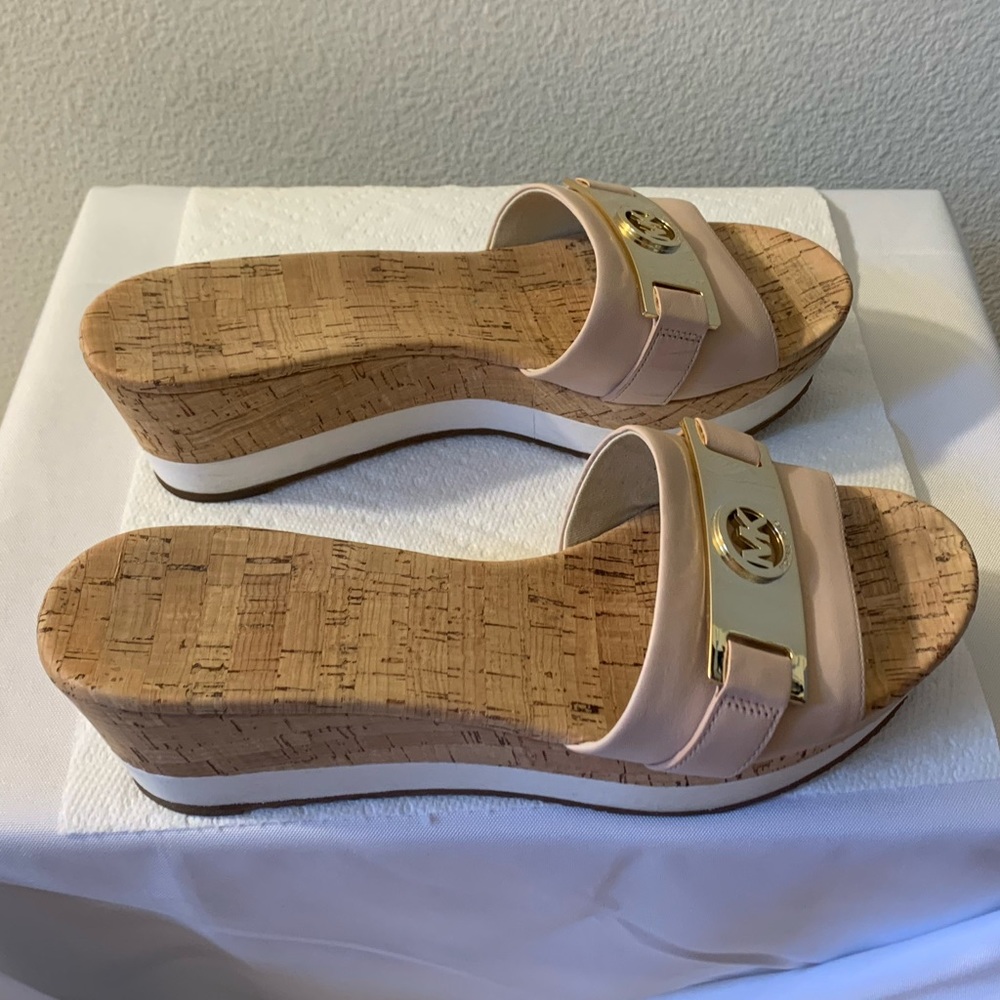 Michael Kors Warren Platform slip-on sandal, size 9.5 Soft pink/cork platforms - Picture 5 of 8